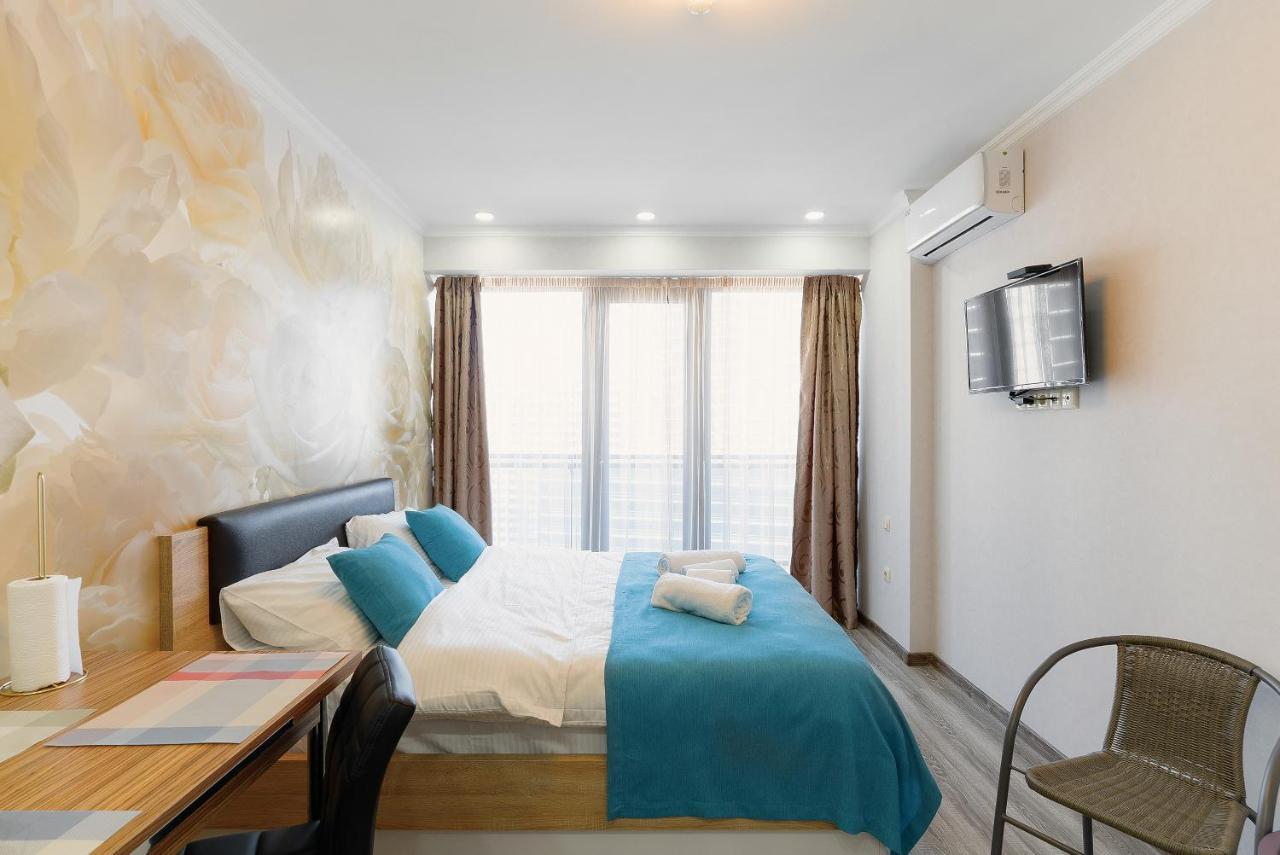 Beach Tower By G-Point Batoumi Extérieur photo