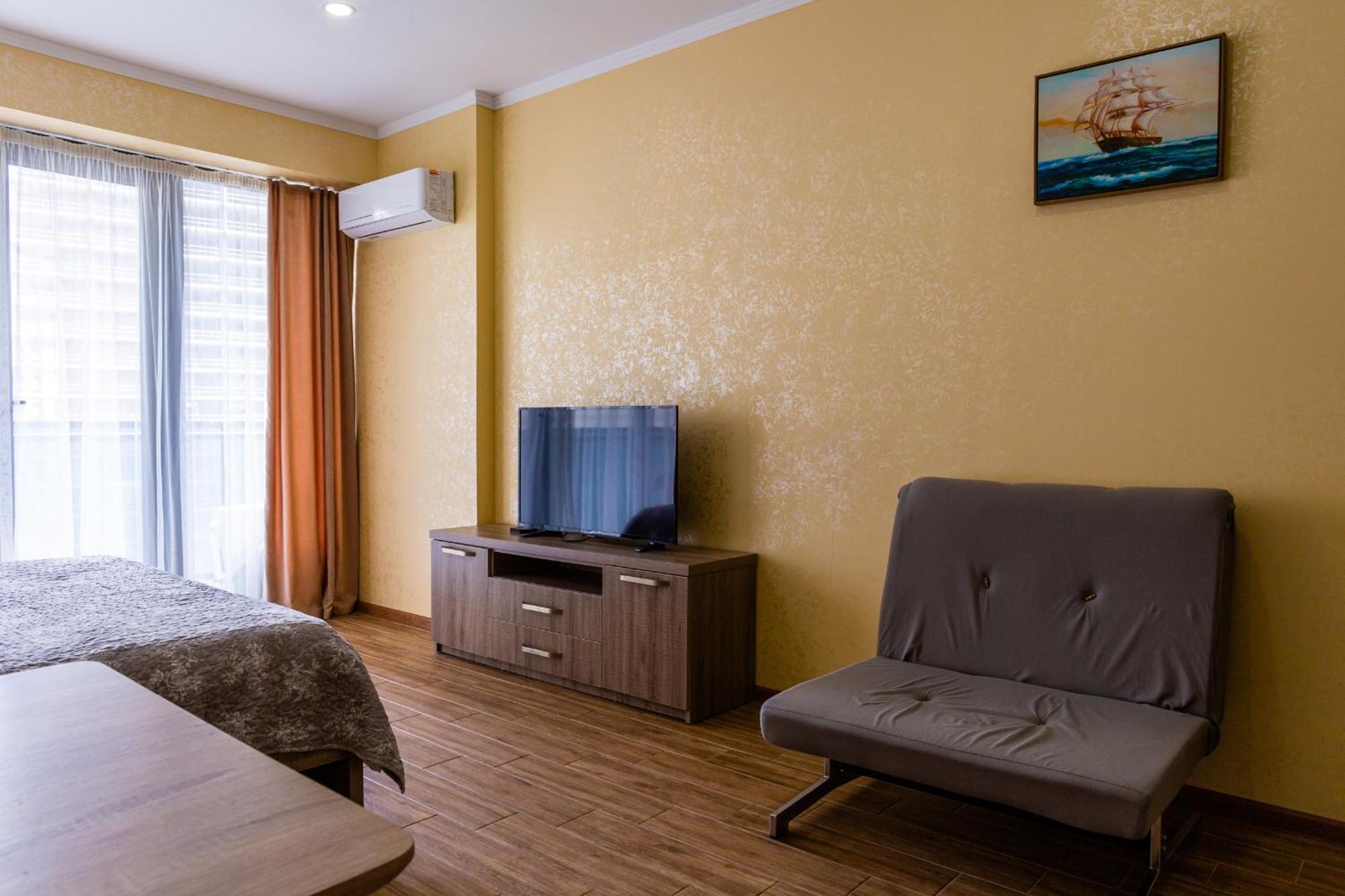 Beach Tower By G-Point Batoumi Extérieur photo
